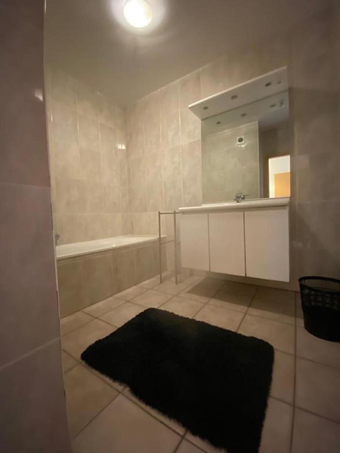 Superbe Appartement Lumineux Et Spacieux Antwerpen Bagian luar foto